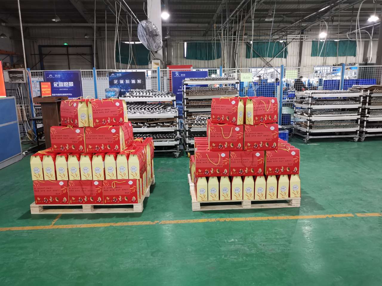 �᳹����������ȫ��ȷ������������һ��Ա��